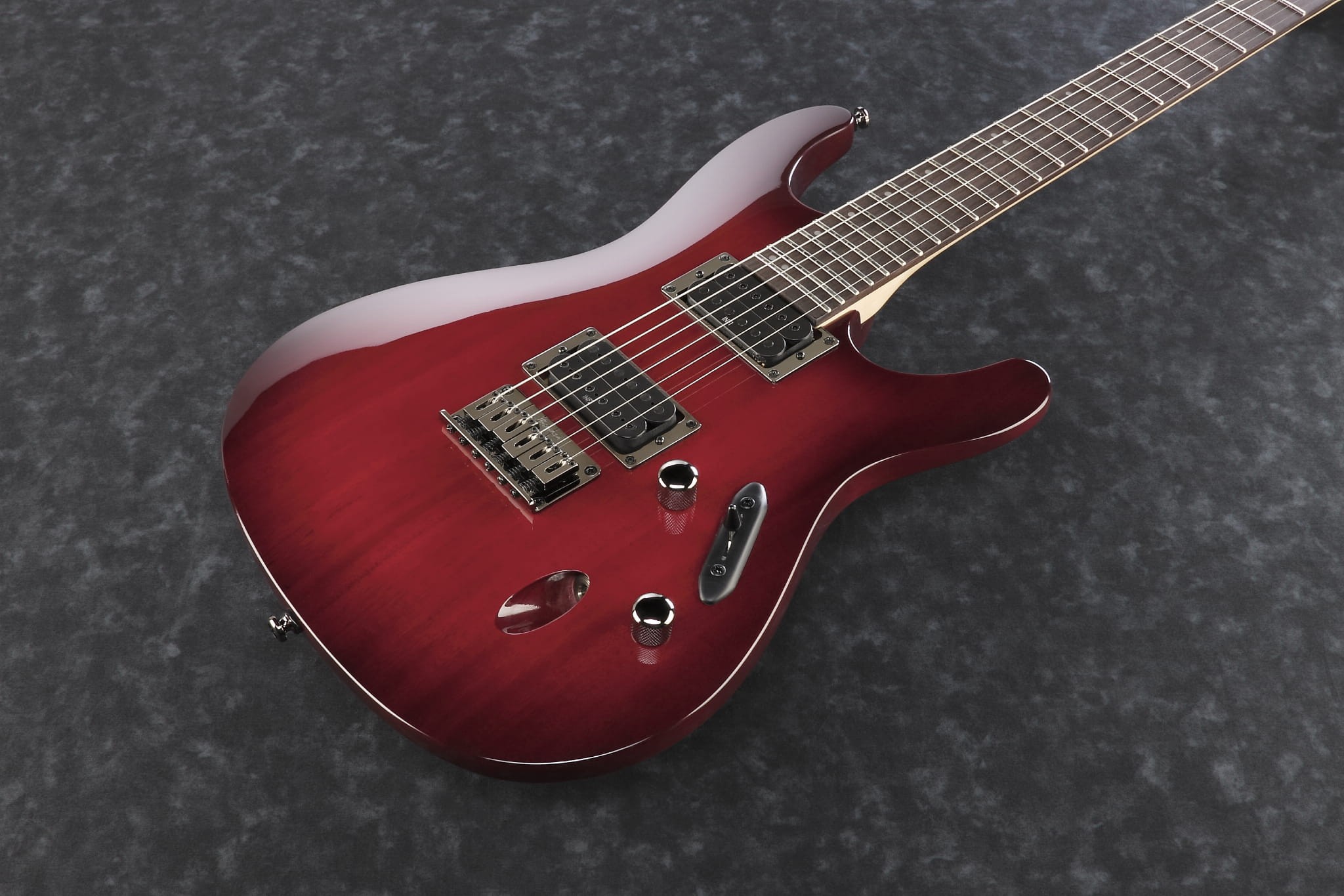 Ibanez_S521-BBS-detale.jpg